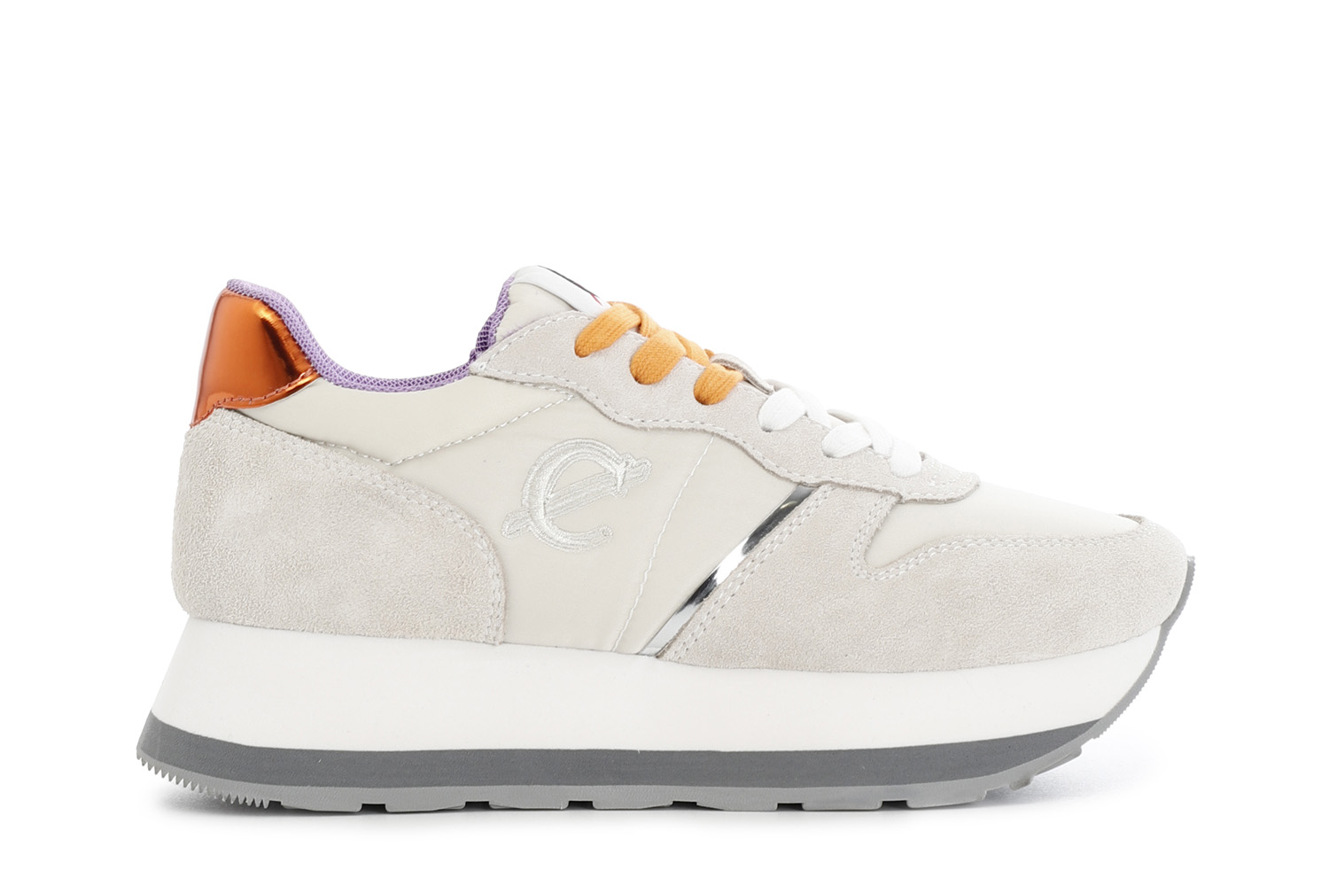 chaussures de course pour femmes en daim beige 40 chaussures de course pour femmes en daim beige 40