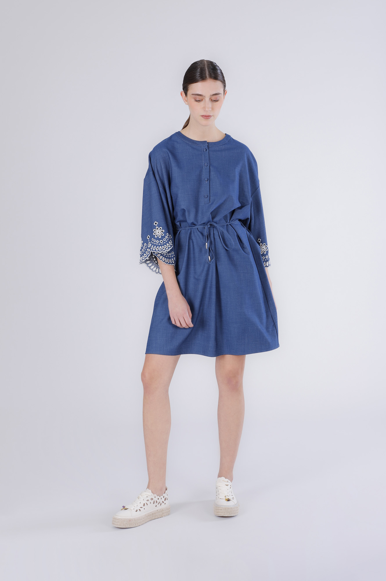 robe en denim tencel avec broderie sur les manches medium blue l robe en denim tencel avec broderie sur les manches medium blue l