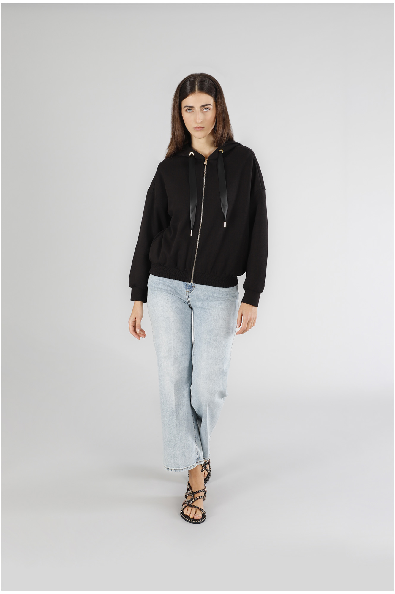 sweat court avec zip et capuche black s sweat court avec zip et capuche black s
