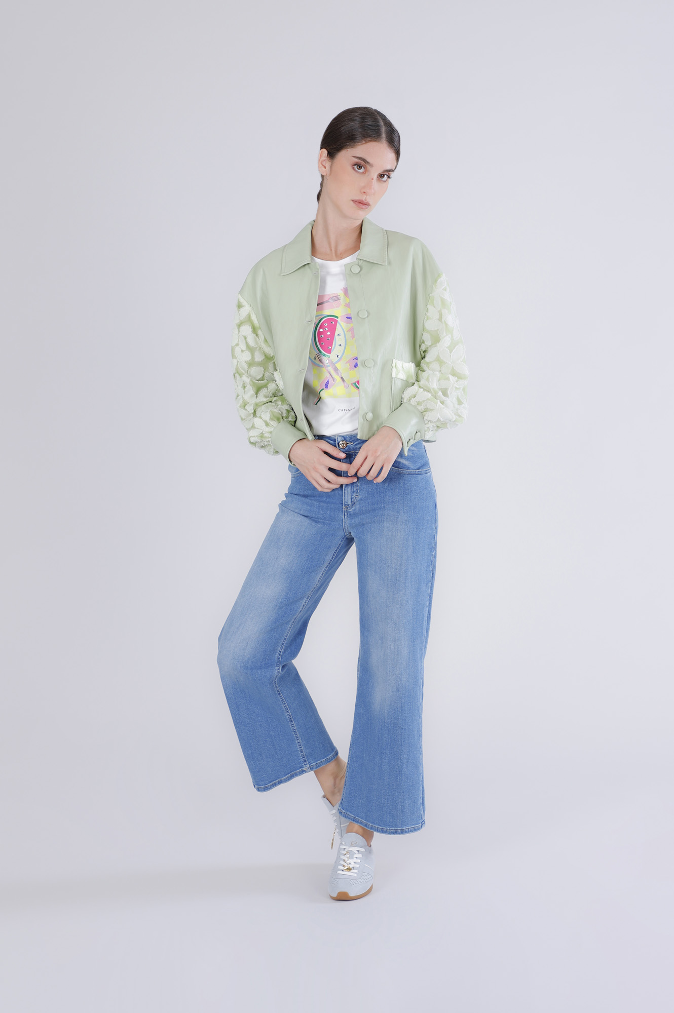 blazer en similicuir à manches en dentelle mint 42